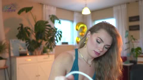 Snapshot of leahsunshine chatting on 02-05-25, 12:10 OnlyFans leahsunshine1 online show from 02-05-25, 12:10