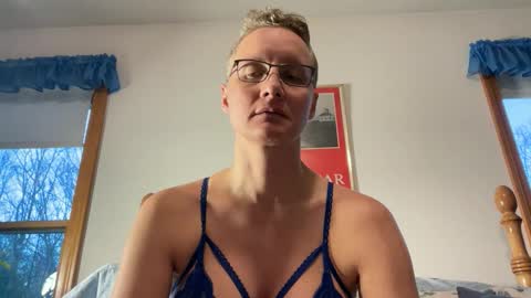 Lee online show from 04-24-26, 11:18