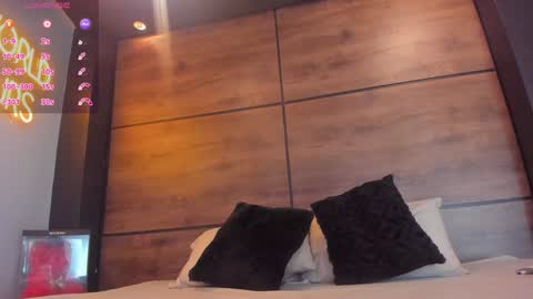 Hey Im Lea online show from 12-07-24, 04:47