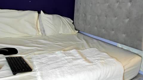 Hey Im Lea online show from 10-09-25, 06:17