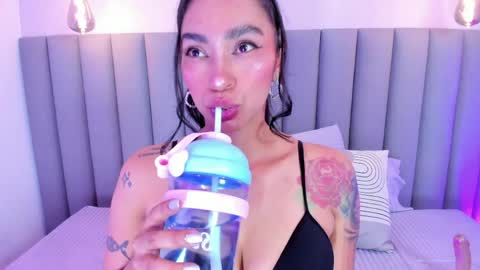 Hey Im Lea online show from 05-22-26, 10:04