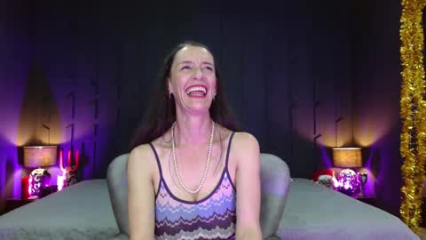 Leana online show from 12-10-24, 05:44