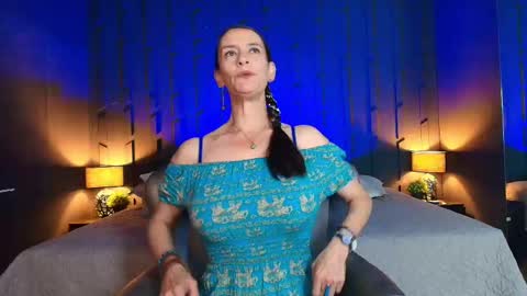 Leana online show from 09-12-25, 11:32