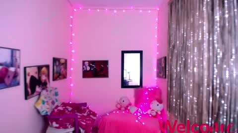 Leandra online show from 01-20-25, 07:04