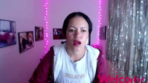 Leandra online show from 02-07-25, 03:30