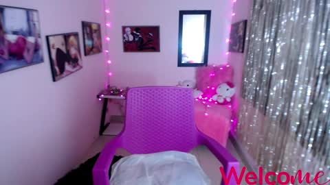 Leandra online show from 02-25-25, 06:20