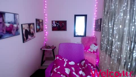 Leandra online show from 02-28-25, 11:36