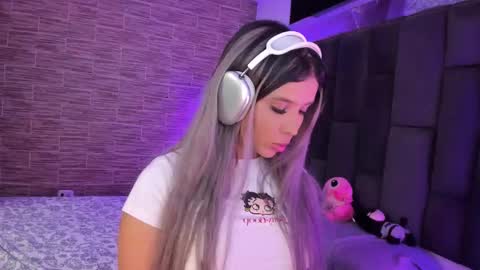 Snapshot of leandraxts chatting on 11-07-25, 11:05 Maria Leandra Lopeira online show from 11-07-25, 11:05