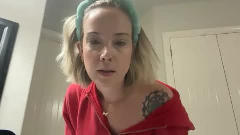 leanneluxecouple online show from 11-18-25, 11:36