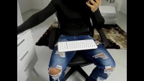 leather_king_of_bitches online show from 04-19-26, 09:39