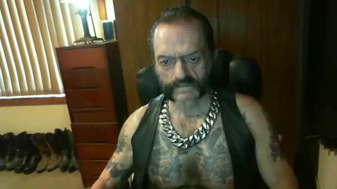 leathergreaser online show from 12-05-24, 08:11