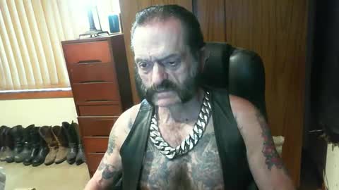 leathergreaser online show from 12-08-24, 07:37