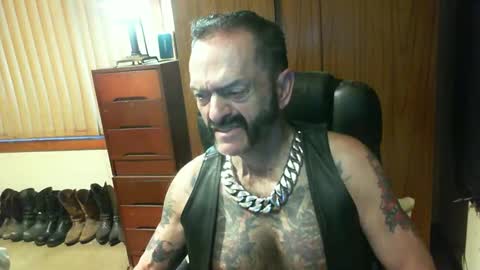 leathergreaser online show from 12-09-24, 06:35
