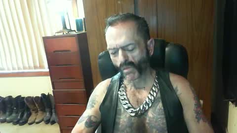 leathergreaser online show from 12-10-24, 12:39