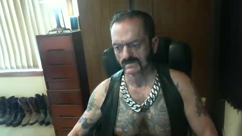 leathergreaser online show from 12-18-24, 01:05