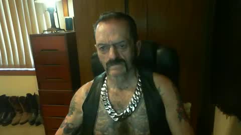 leathergreaser online show from 12-23-24, 10:55