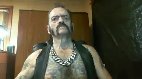 leathergreaser online show from 12-26-24, 10:31