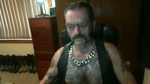 leathergreaser online show from 12-31-24, 07:18