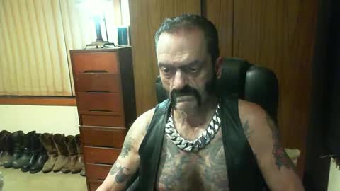 leathergreaser online show from 01-02-25, 02:57