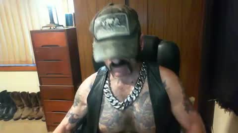leathergreaser online show from 01-06-25, 07:13