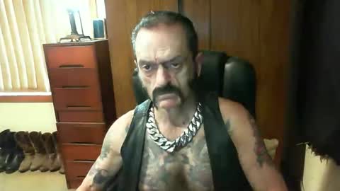 leathergreaser online show from 01-07-25, 02:10