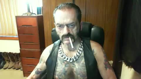 leathergreaser online show from 01-09-25, 07:08