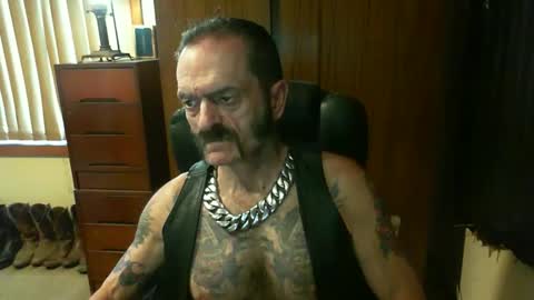 leathergreaser online show from 02-13-25, 01:40