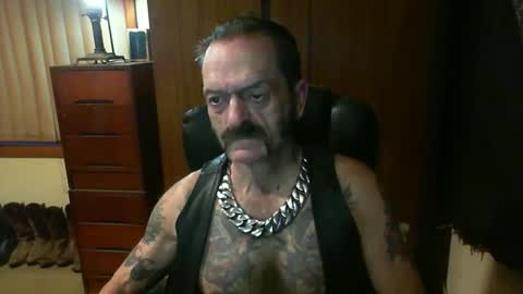 leathergreaser online show from 02-14-25, 07:23
