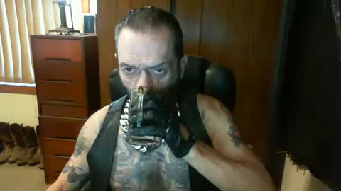 leathergreaser online show from 02-17-25, 08:36