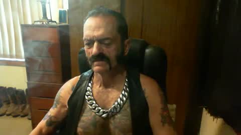 leathergreaser online show from 02-17-25, 11:42