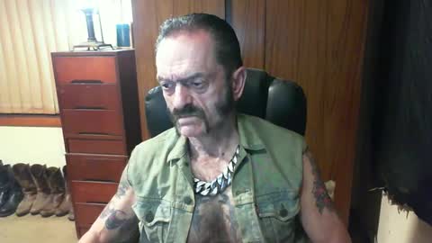 leathergreaser online show from 02-21-25, 06:59