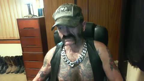 leathergreaser online show from 03-10-25, 02:05
