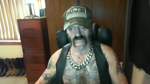 leathergreaser online show from 03-10-25, 10:45