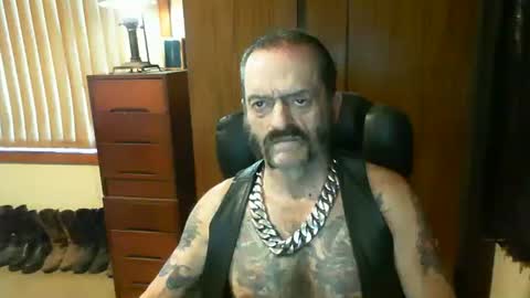 leathergreaser online show from 03-12-25, 11:54