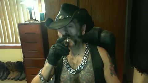 leathergreaser online show from 09-15-25, 09:26