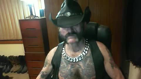 leathergreaser online show from 09-16-25, 12:17
