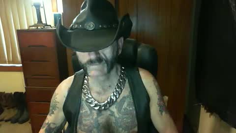 leathergreaser online show from 11-06-25, 07:59
