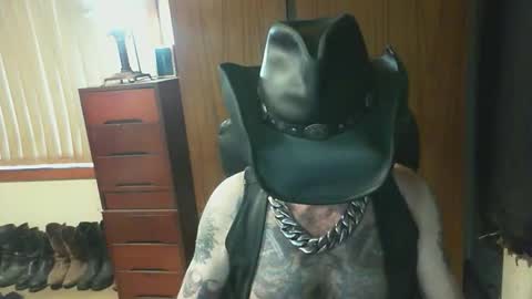 leathergreaser online show from 02-19-26, 08:49