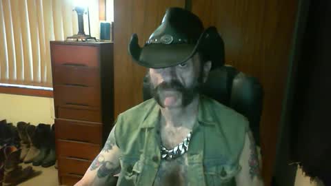 leathergreaser online show from 04-02-26, 09:01