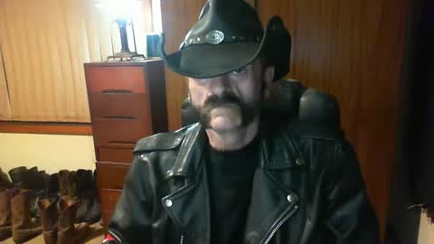 leathergreaser online show from 05-02-26, 07:08