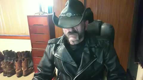 leathergreaser online show from 05-09-26, 07:13