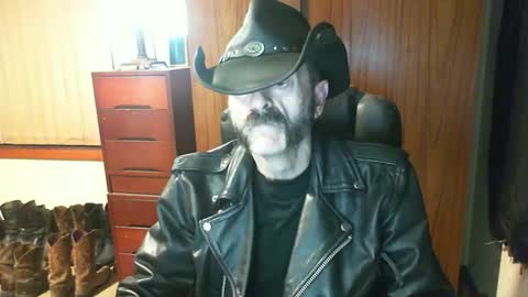 leathergreaser online show from 05-09-26, 08:03