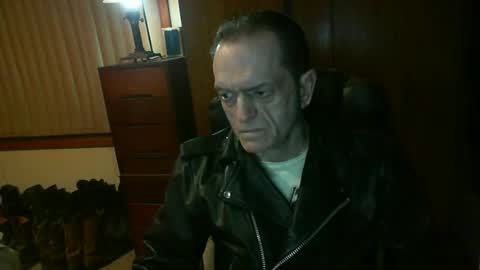 leathergreaser online show from 06-23-26, 07:56