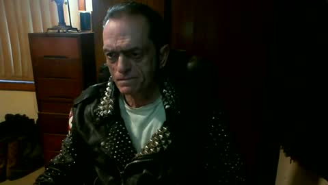 leathergreaser online show from 06-25-26, 09:30
