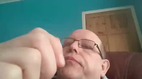 Snapshot of leatherpants68 chatting on 11-01-25, 02:41 leatherpants68 online show from 11-01-25, 02:41