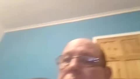 Snapshot of leatherpants68 chatting on 11-13-25, 06:51 leatherpants68 online show from 11-13-25, 06:51