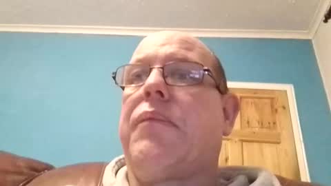 leatherpants68 online show from 01-31-26, 07:11