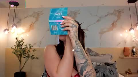    online show from 10-02-25, 11:12