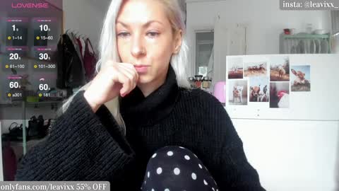 Snapshot of leavixx chatting on 12-12-24, 11:07 LeaVixx online show from 12-12-24, 11:07