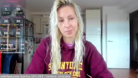 LeaVixx online show from 11-04-25, 03:11